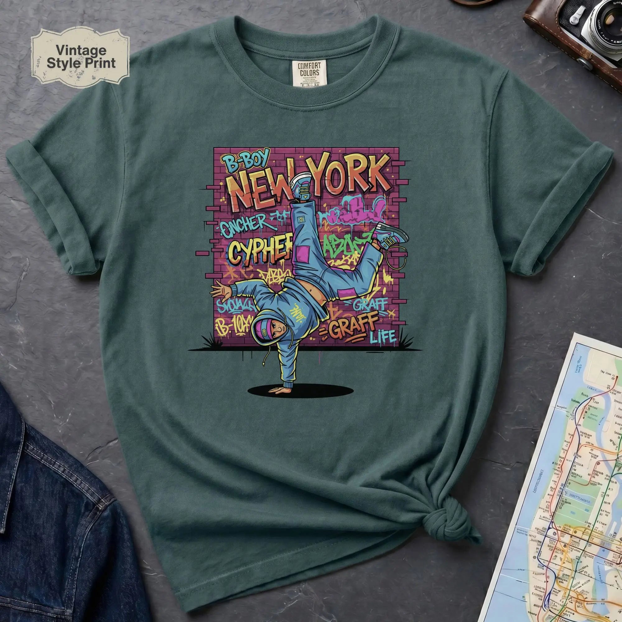 Graffiti Breakdancer NYC Retro 80s Street Dance Vintage Style T-Shirt